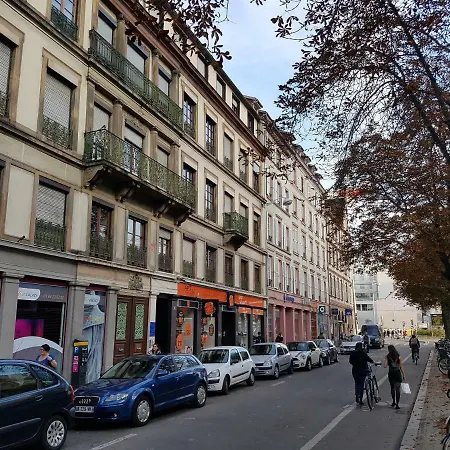 L'eurosebastopol شقة *